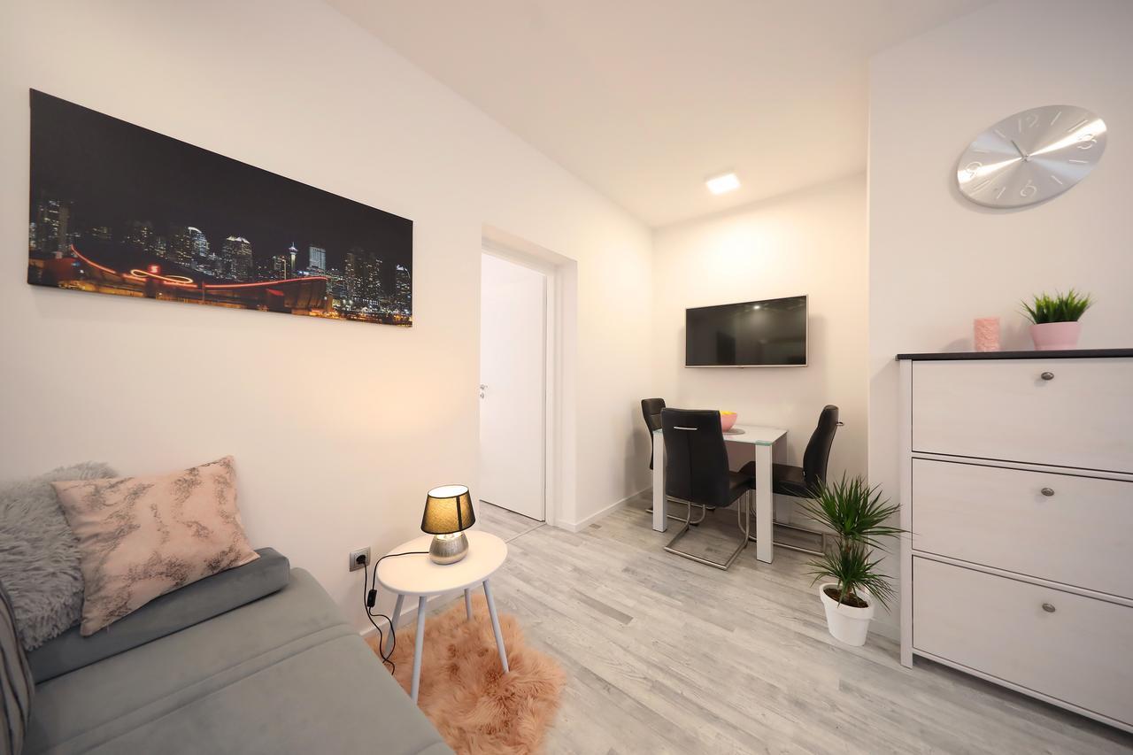 Apartment Mini